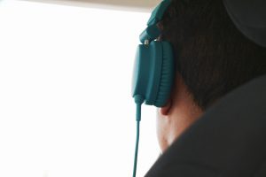 headphones-925789_960_720