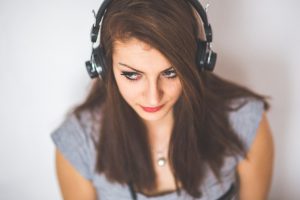 girl-791686_960_720